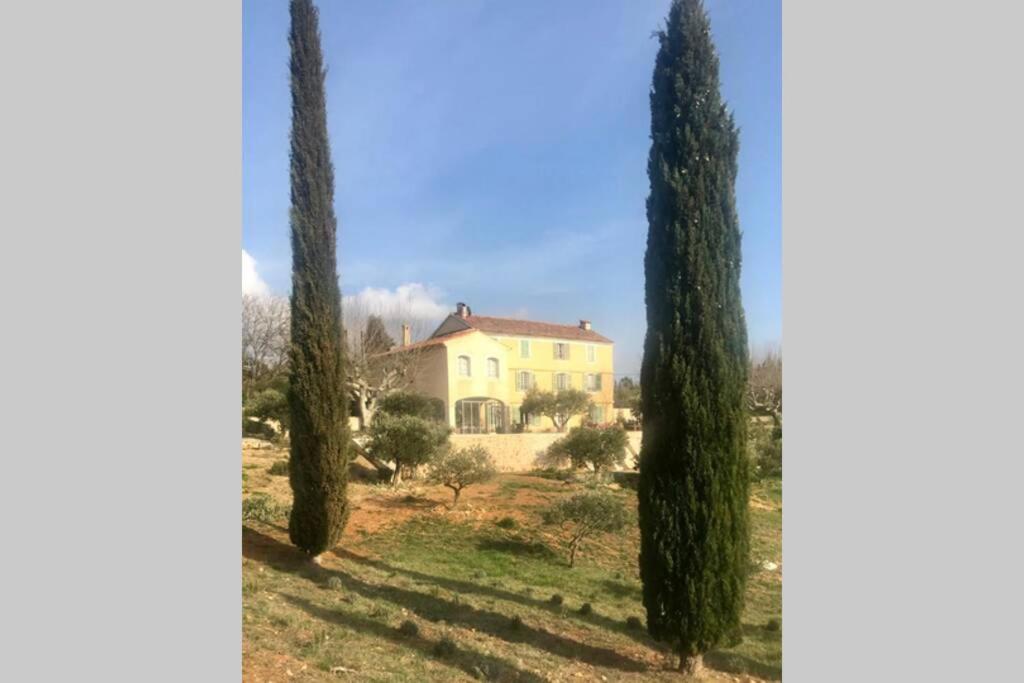 Bastide Au Milieu Des Vignes Et Des Oliviers Aups 빌라 외부 사진